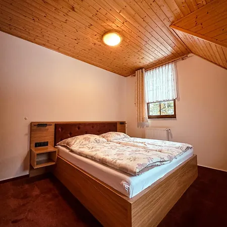Apartment Kolb Ostruzna