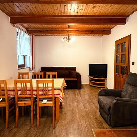 Apartment Kolb Ostruzna