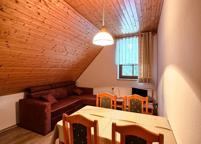 Apartman Kolb Ramzová Ostružná